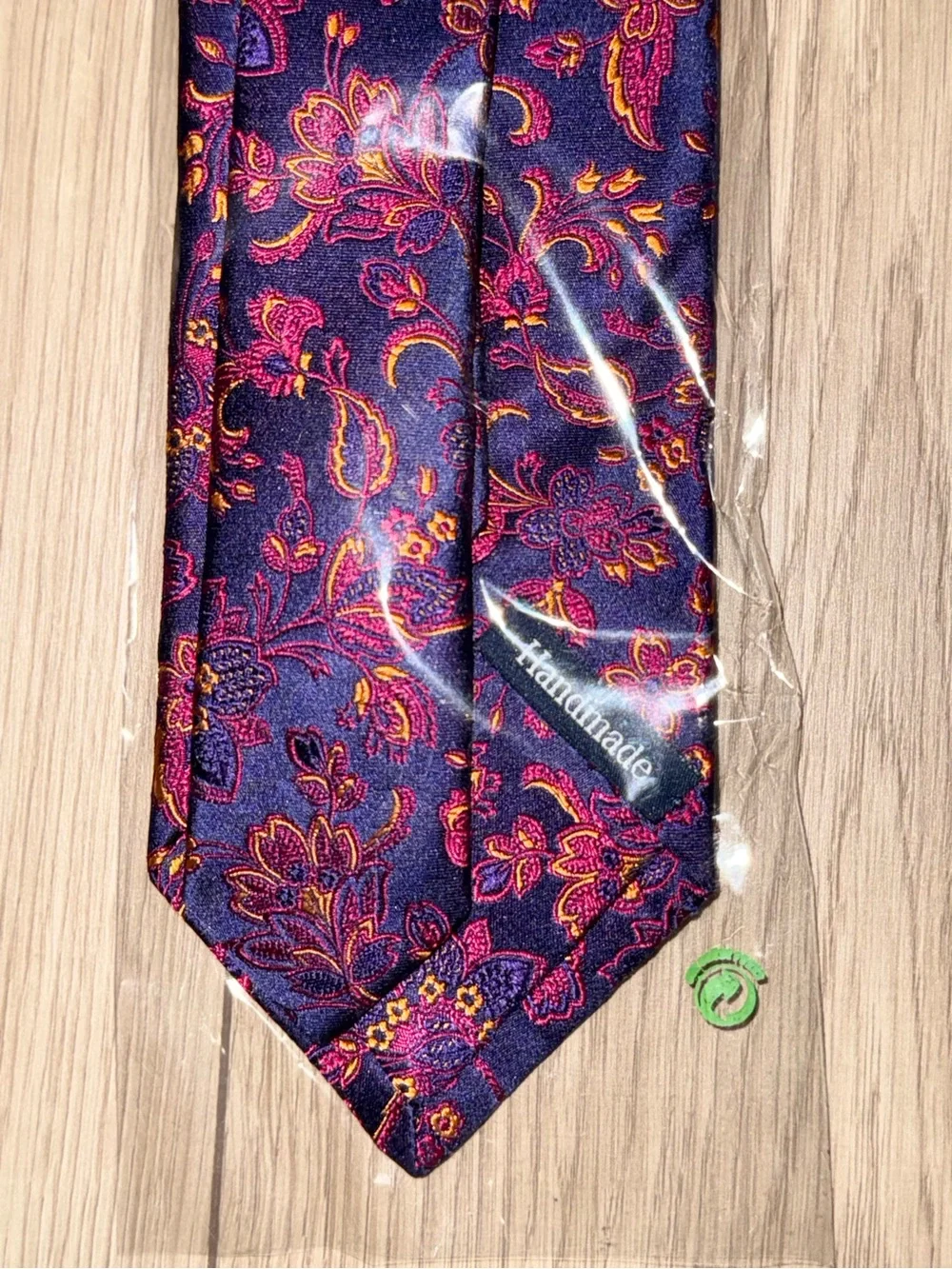 Paul Fredrick Mens Regular Navy paisley Handmade 100% Italian silk ties NWOT